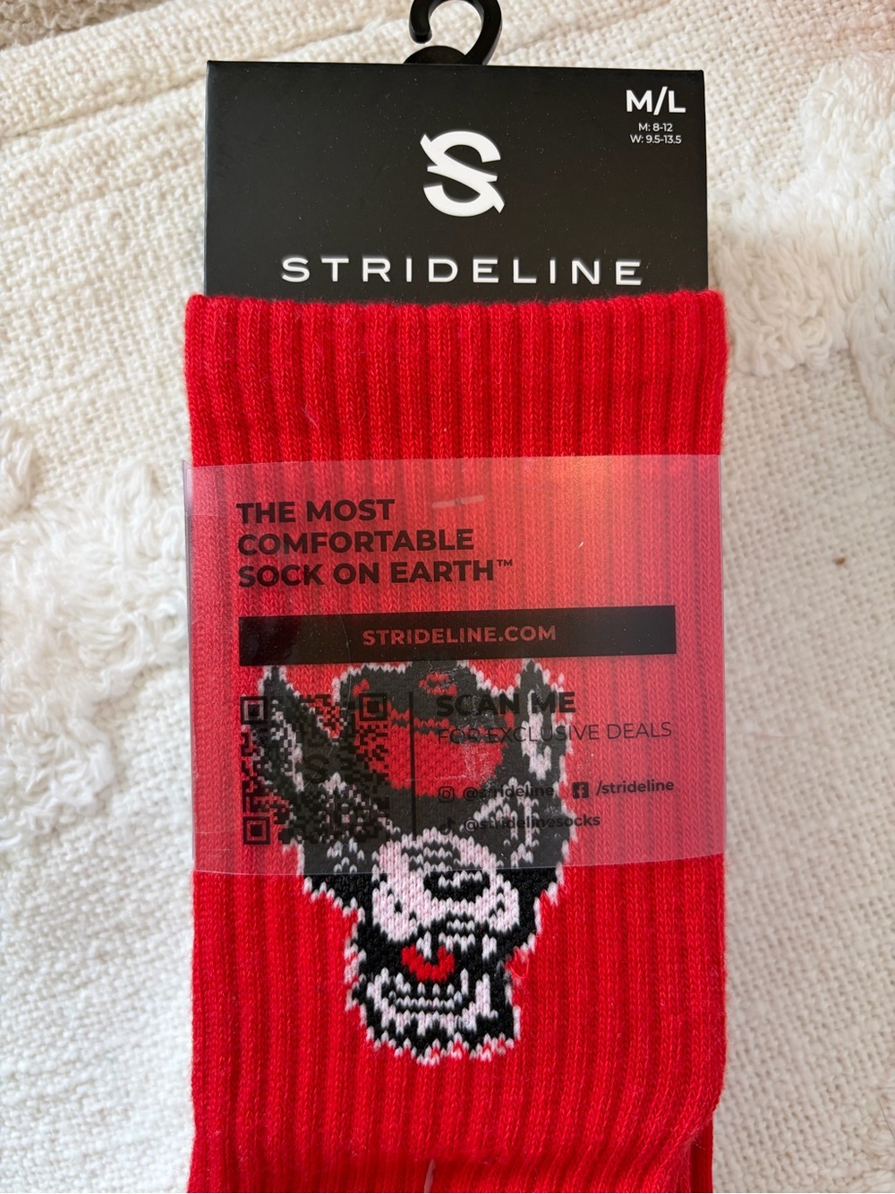 Strideline Red Athletic Crew Socks with Graphic